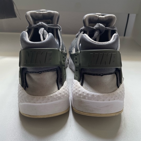 Nike Huarache Run Grey Silver (GS) - Picture 4 of 7